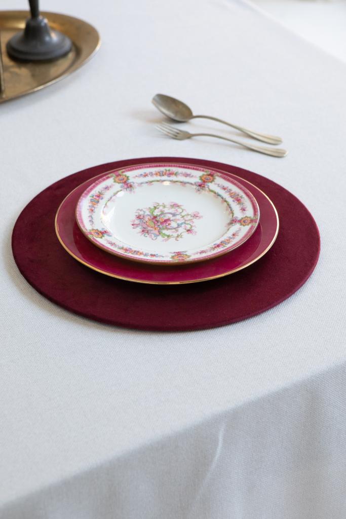 Plato de Sitio Velvet Higo